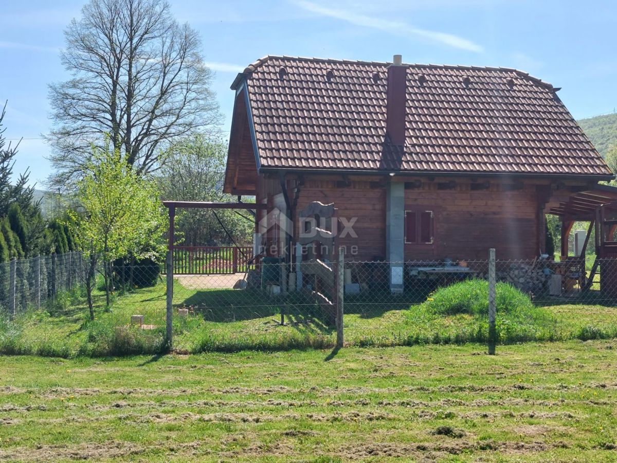 OTOČAC, LIČKO LEŠČE - Casa nella natura con piscina