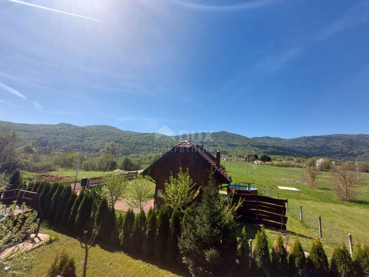 OTOČAC, LIČKO LEŠČE - Casa nella natura con piscina