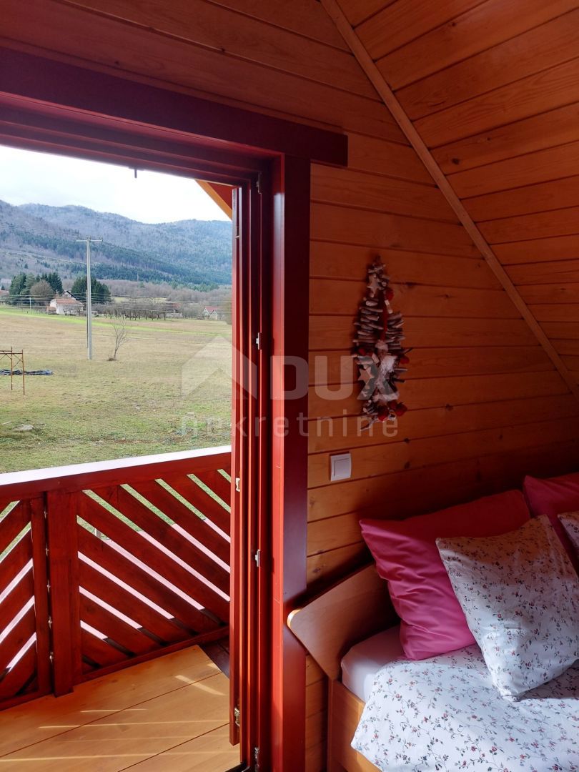 OTOČAC, LIČKO LEŠČE - Casa nella natura con piscina