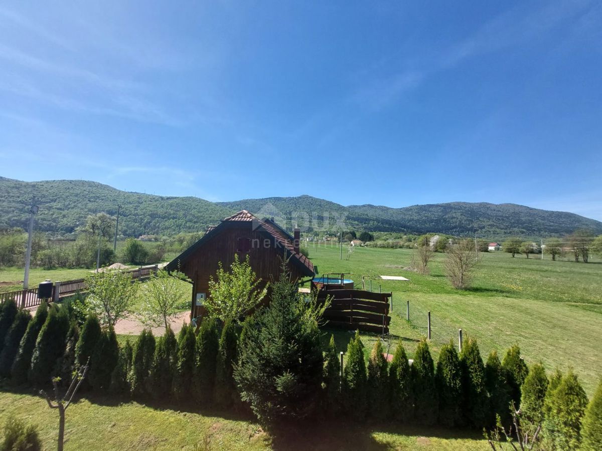 OTOČAC, LIČKO LEŠČE - Casa nella natura con piscina