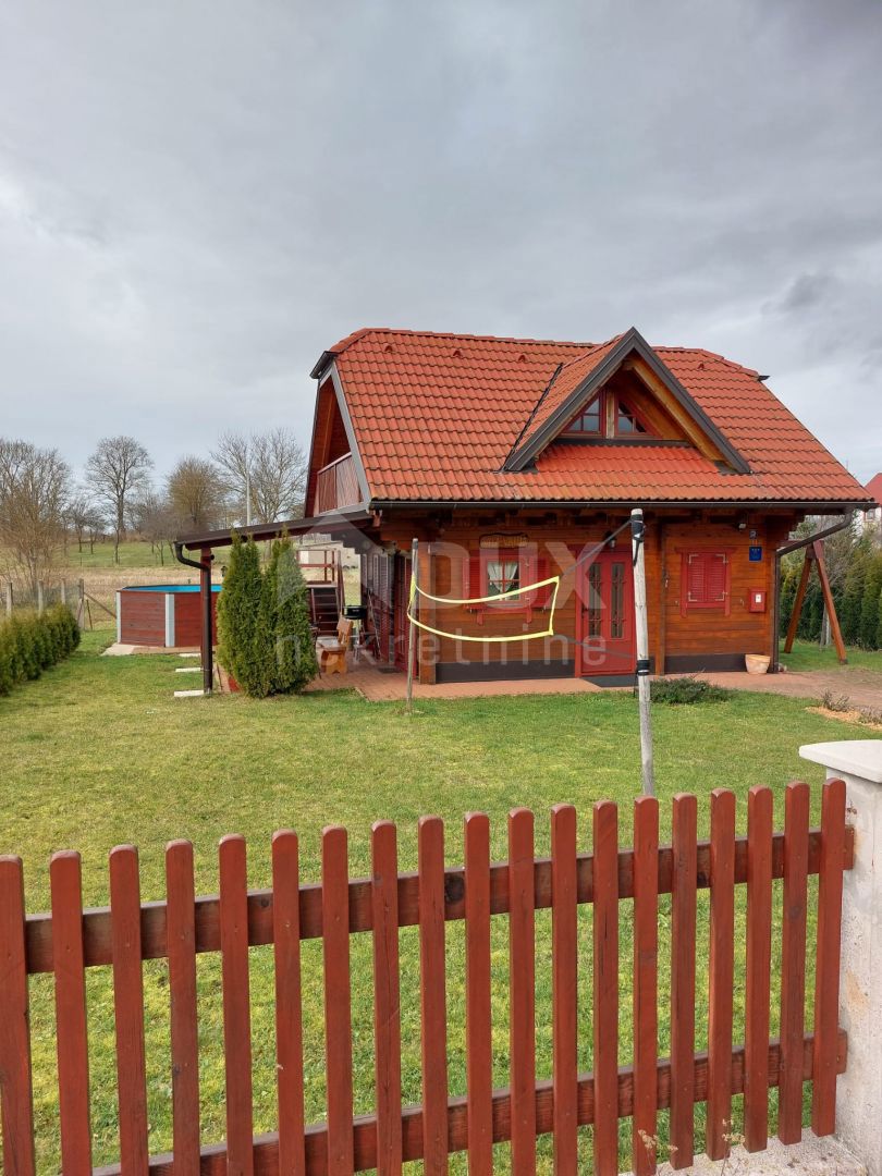 OTOČAC, LIČKO LEŠČE - Casa nella natura con piscina