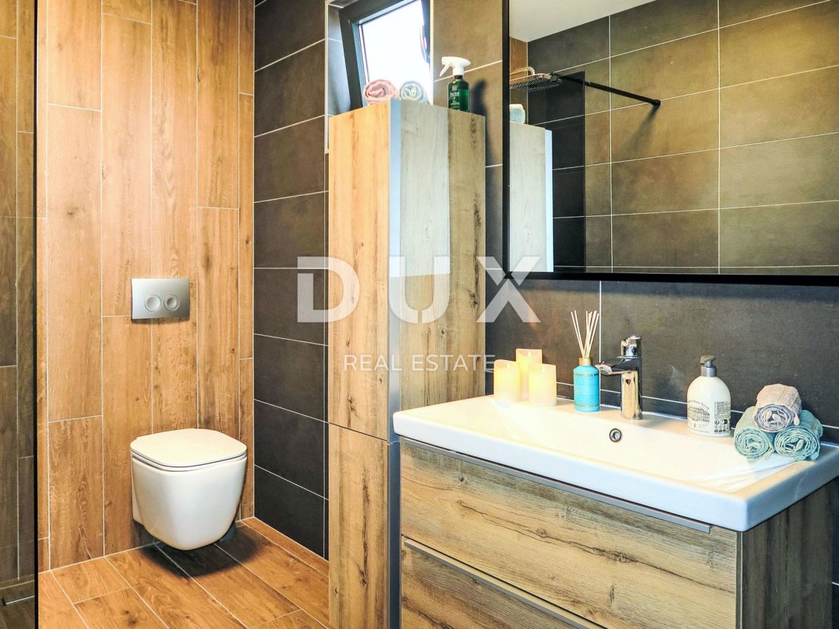 ISTRIA, LABIN - Casa con piscina e bellissimo salone