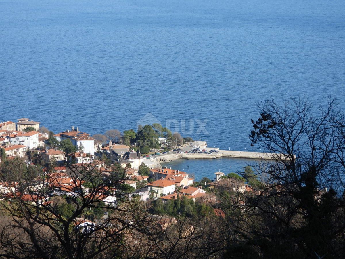 OPATIJA, LOVRAN, LIGANJ - terreno di 1250m2 con vista mare per un edificio residenziale - appartamenti / appartamenti / casa familiare / villa / case in affitto con piscina / casa vacanze con piscina