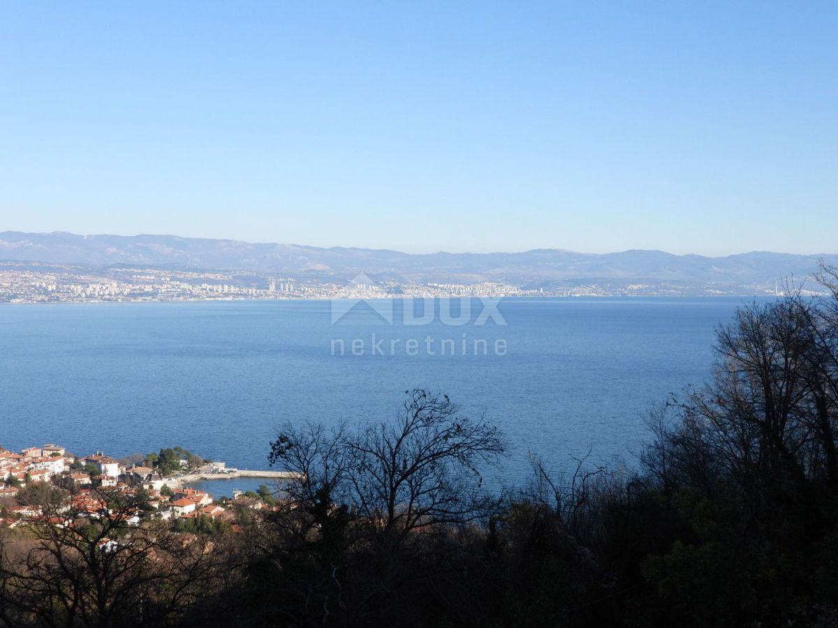 OPATIJA, LOVRAN, LIGANJ - terreno di 1250m2 con vista mare per un edificio residenziale - appartamenti / appartamenti / casa familiare / villa / case in affitto con piscina / casa vacanze con piscina