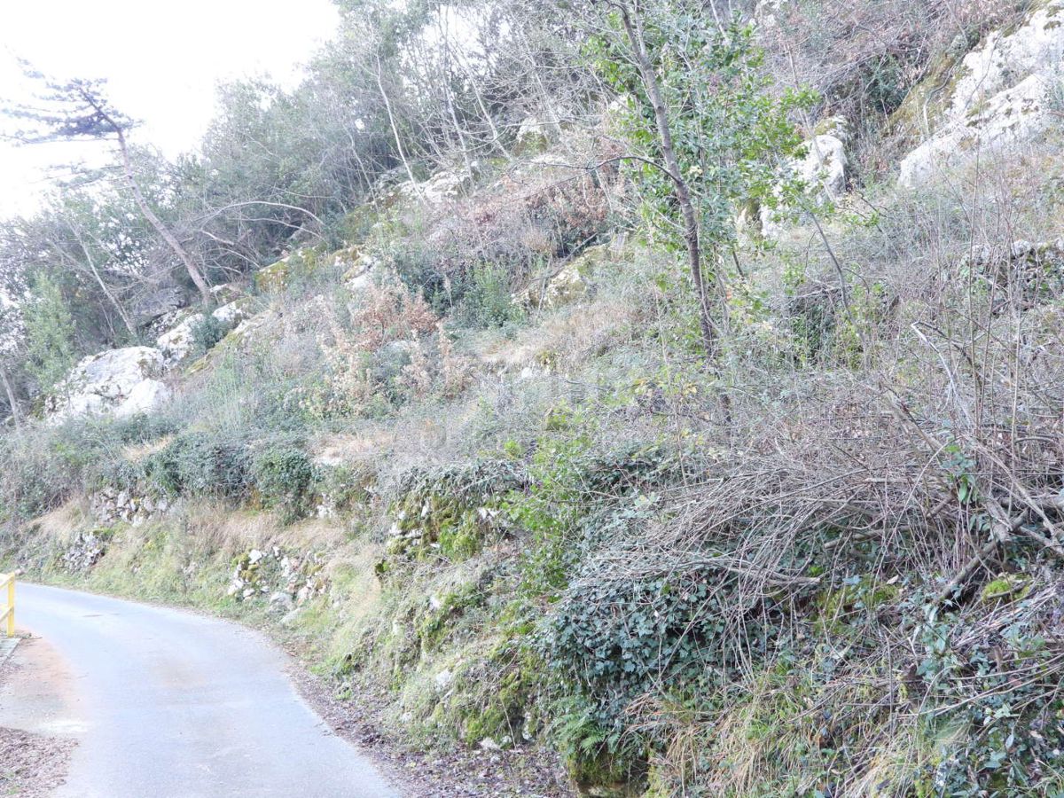 OPATIJA, LOVRAN, LIGANJ - terreno di 1250m2 con vista mare per un edificio residenziale - appartamenti / appartamenti / casa familiare / villa / case in affitto con piscina / casa vacanze con piscina