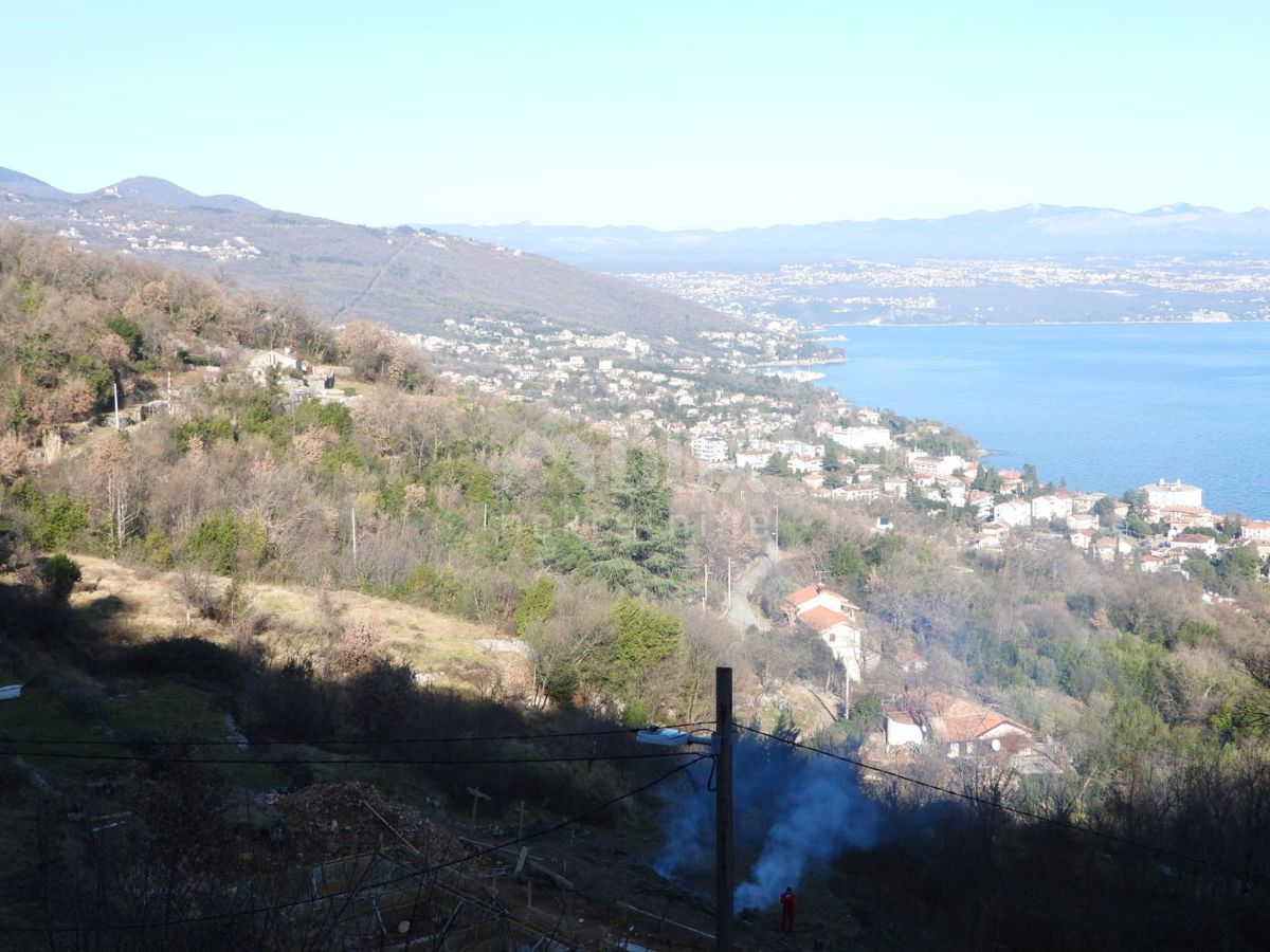 OPATIJA, LOVRAN, LIGANJ - terreno di 1250m2 con vista mare per un edificio residenziale - appartamenti / appartamenti / casa familiare / villa / case in affitto con piscina / casa vacanze con piscina