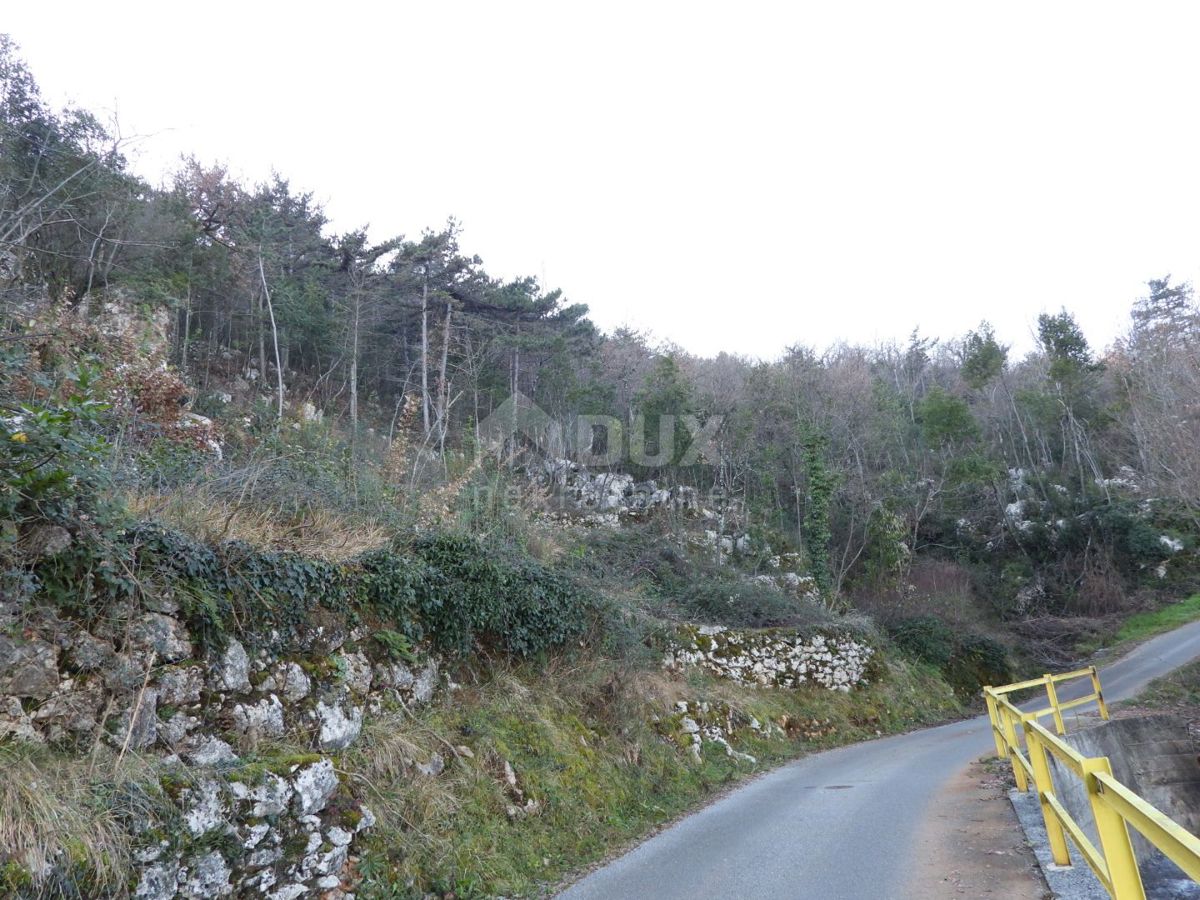 OPATIJA, LOVRAN, LIGANJ - terreno di 1250m2 con vista mare per un edificio residenziale - appartamenti / appartamenti / casa familiare / villa / case in affitto con piscina / casa vacanze con piscina