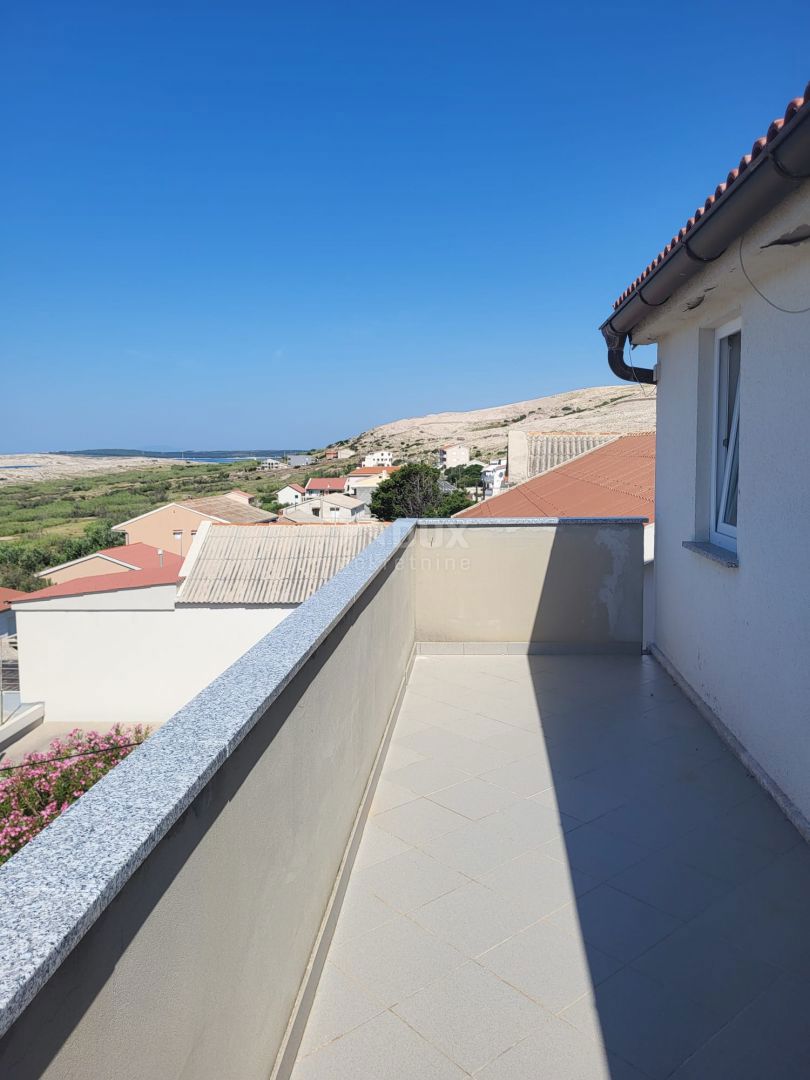 PAG, ZUBOVIĆI - Casa quadrifamiliare vicino a Novalja