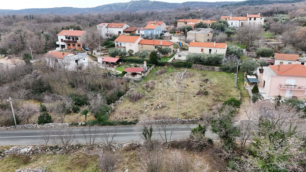 ISOLA DI KRK, RISIKA - Terreno edificabile con vista sul mare aperto