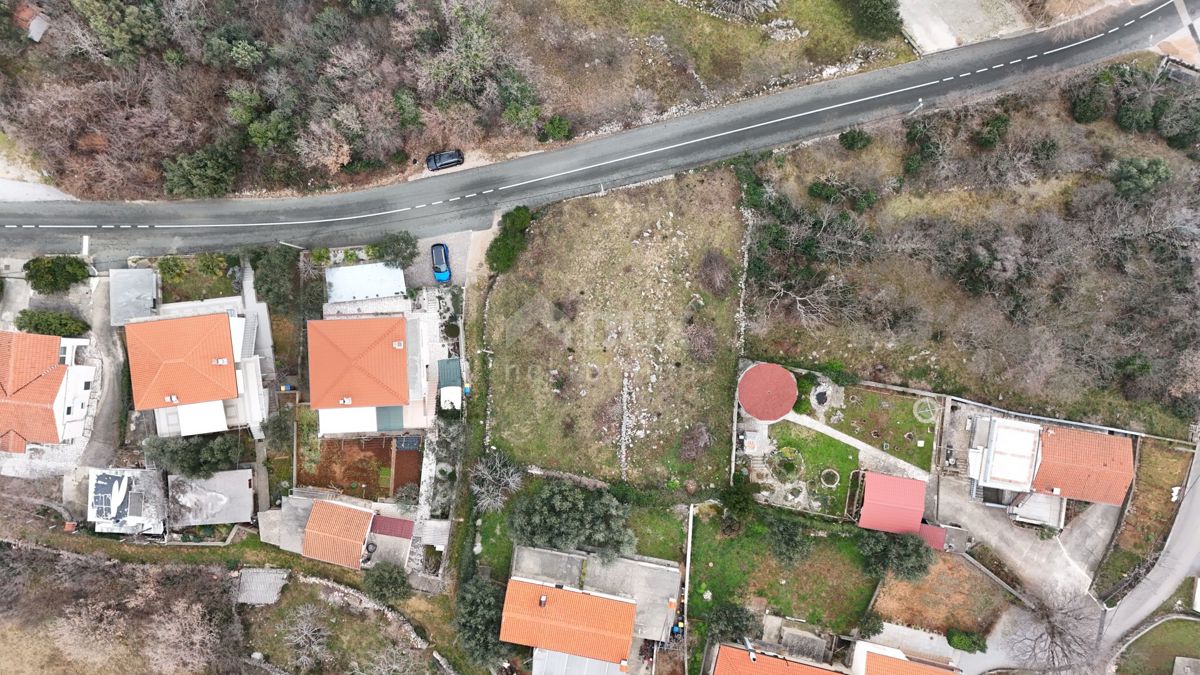 ISOLA DI KRK, RISIKA - Terreno edificabile con vista sul mare aperto