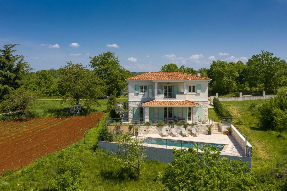 ISTRIA, PARENZO (dintorni) - Incantevole villa con piscina in un posto tranquillo