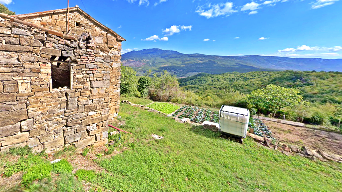 ISTRIA, CEROVLJE - Casa in pietra con vista panoramica