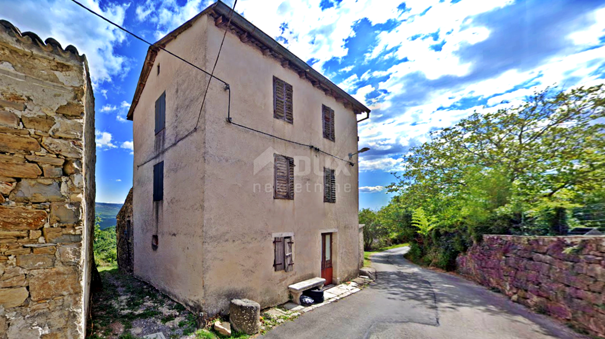 ISTRIA, CEROVLJE - Casa in pietra con vista panoramica