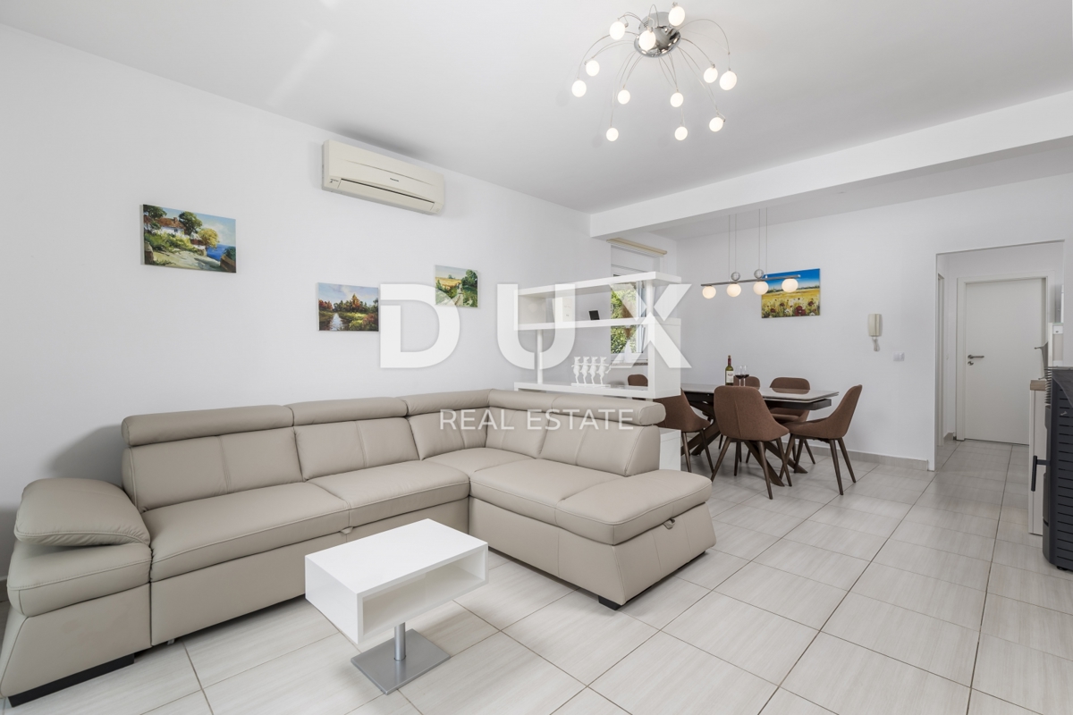 OPATIJA, IČIĆI - appartamento 65m2 con terrazza, vista mare, giardino e piscina comune