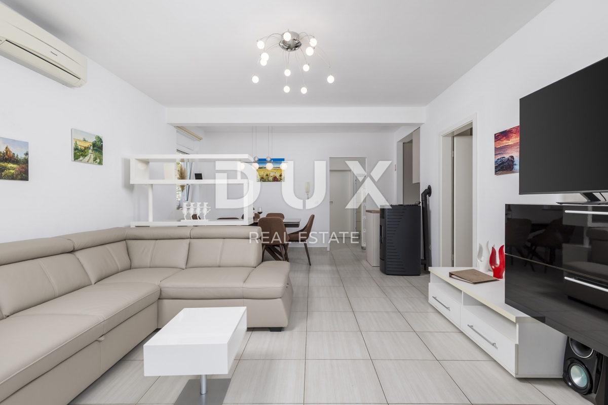 OPATIJA, IČIĆI - appartamento 65m2 con terrazza, vista mare, giardino e piscina comune