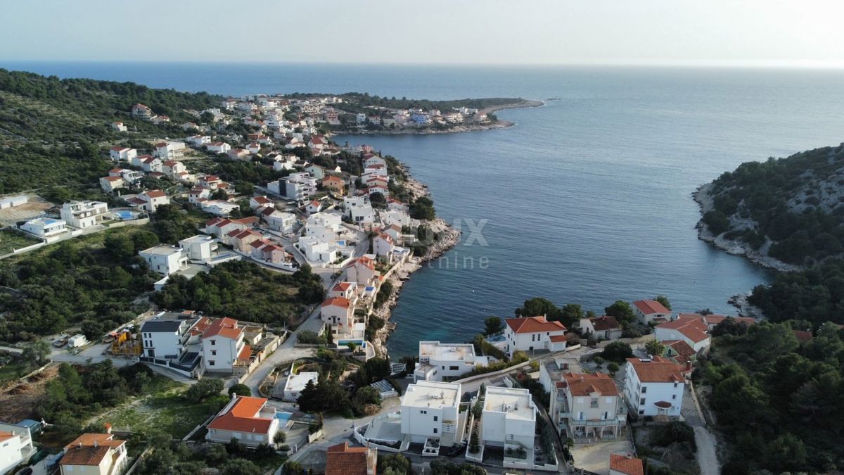 ŠIBENIK, RAŽANJ - Villa di lusso con piscina a 40 m dal mare