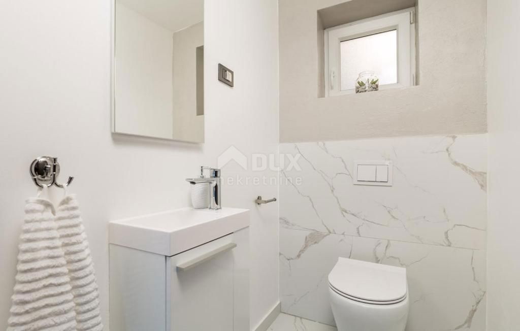 OPATIJA, POLJANE - Villa con piscina, terrazza e vista panoramica sul mare