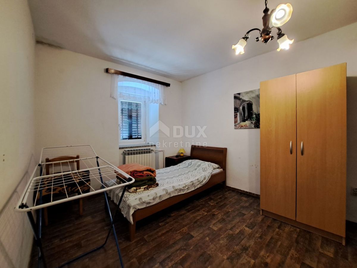 OPATIJA, OPRIĆ - 3 appartamenti su un terreno di 1900 m2 