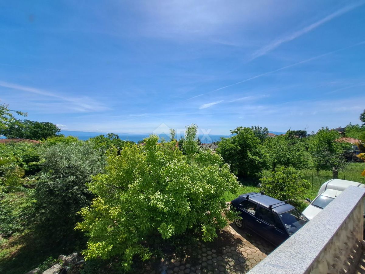 OPATIJA, OPRIĆ - 3 appartamenti su un terreno di 1900 m2 