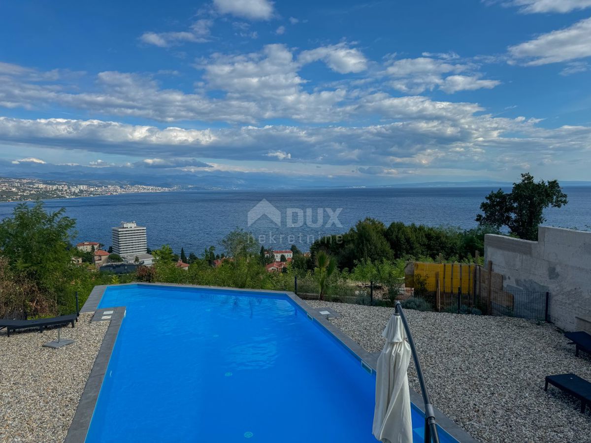 OPATIJA, CENTRO - appartamento di alta qualità in un nuovo edificio con mobili, vista panoramica, garage, ascensore, piscina