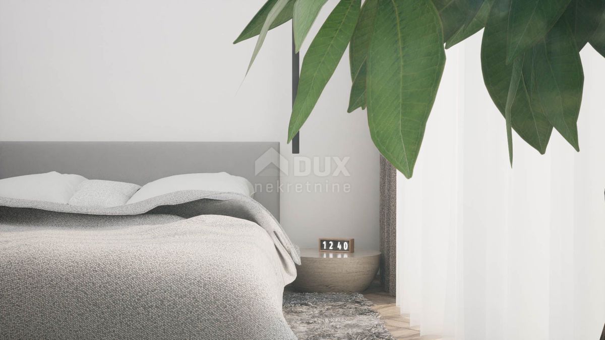 NOVALJA, PAG - NON PERDERE L'OCCASIONE! Villa di lusso con piscina in prima fila al mare