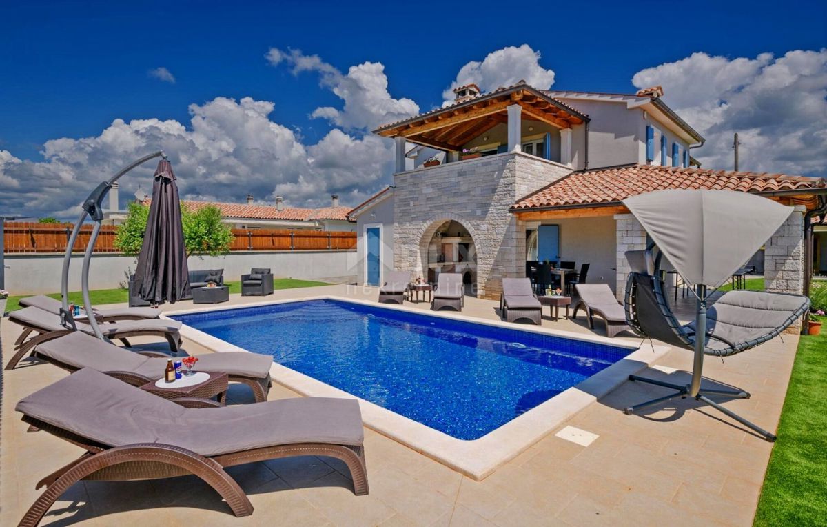 ISTRIA, MARČANA - Casa confortevole con piscina e benessere