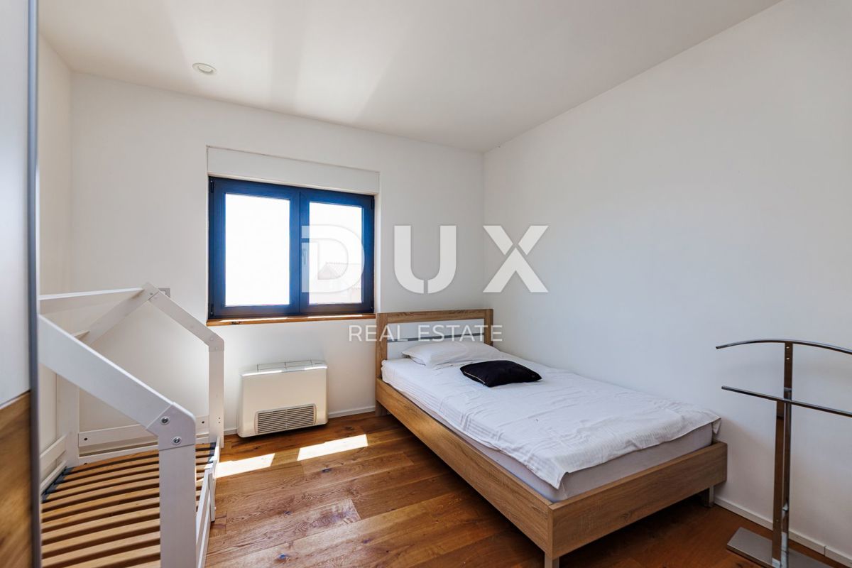 OPATIJA, BREGI - casa indipendente 180m2 con vista panoramica sul mare + giardino 600m2