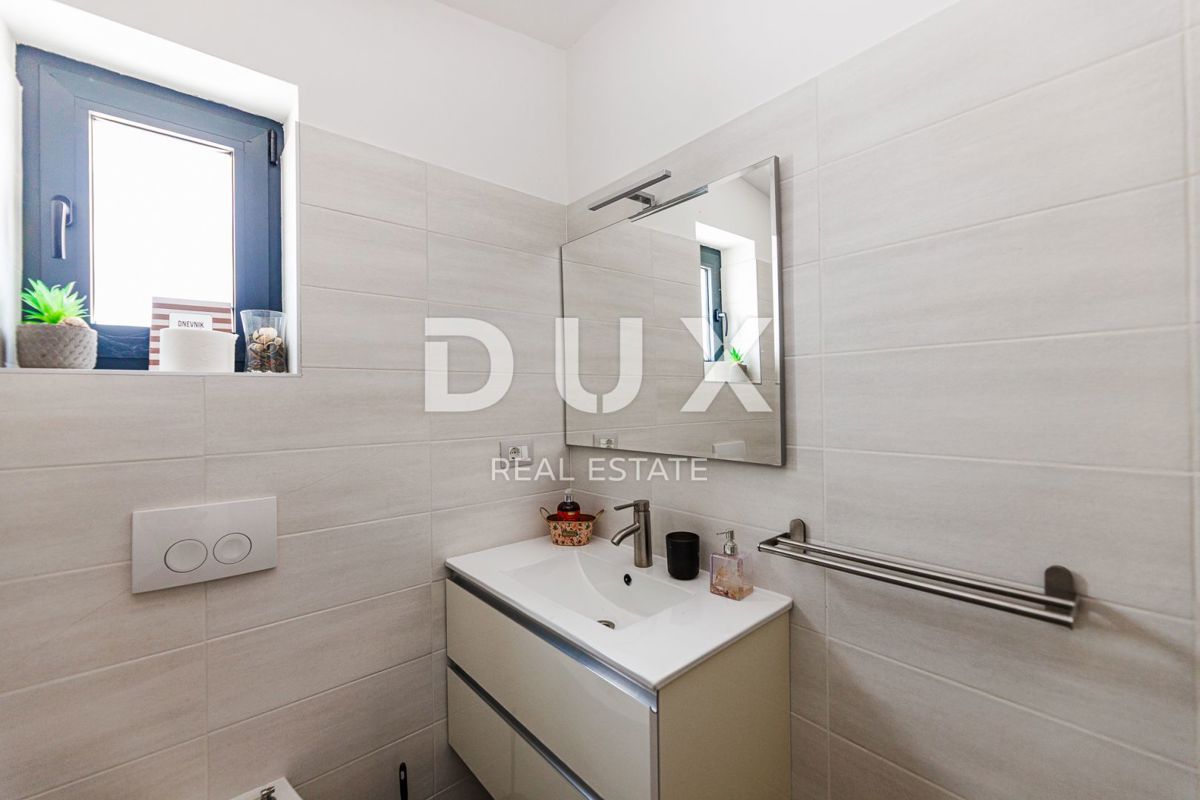 OPATIJA, BREGI - casa indipendente 180m2 con vista panoramica sul mare + giardino 600m2