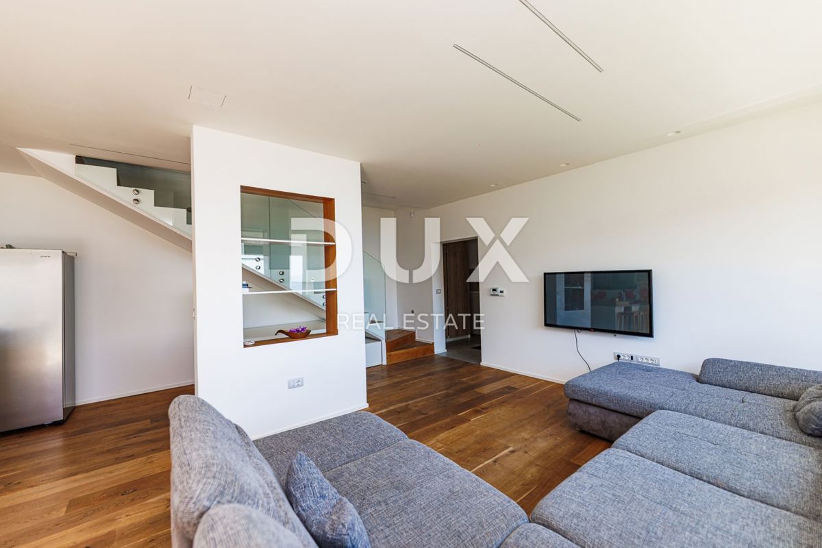 OPATIJA, BREGI - casa indipendente 180m2 con vista panoramica sul mare + giardino 600m2