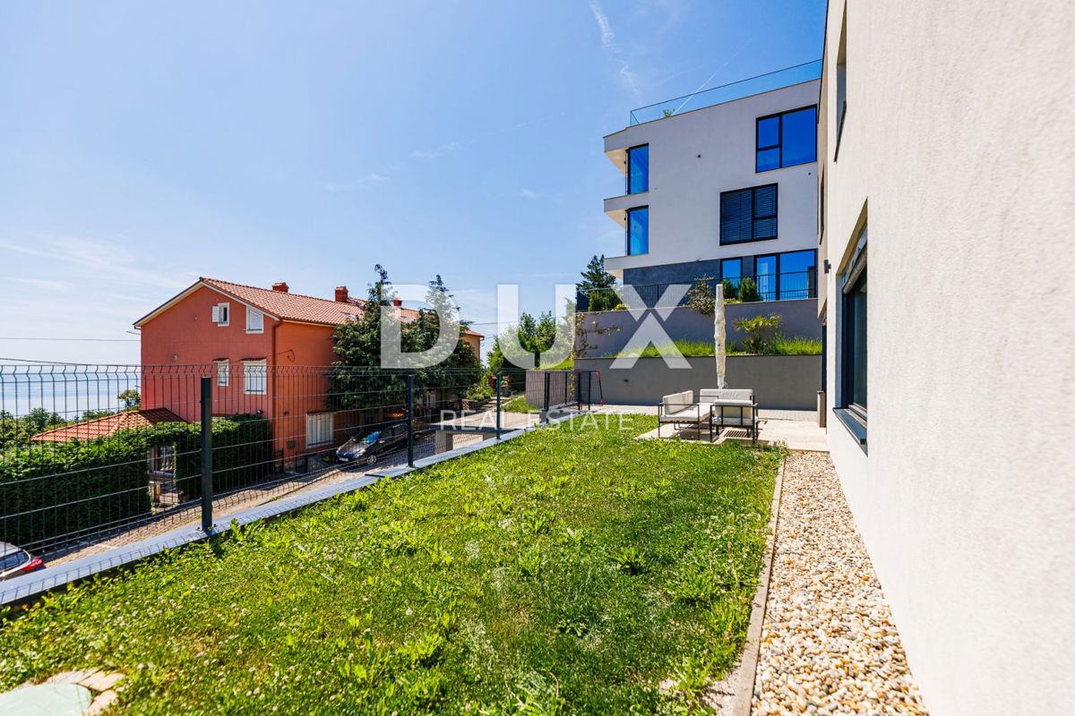OPATIJA, BREGI - casa indipendente 180m2 con vista panoramica sul mare + giardino 600m2