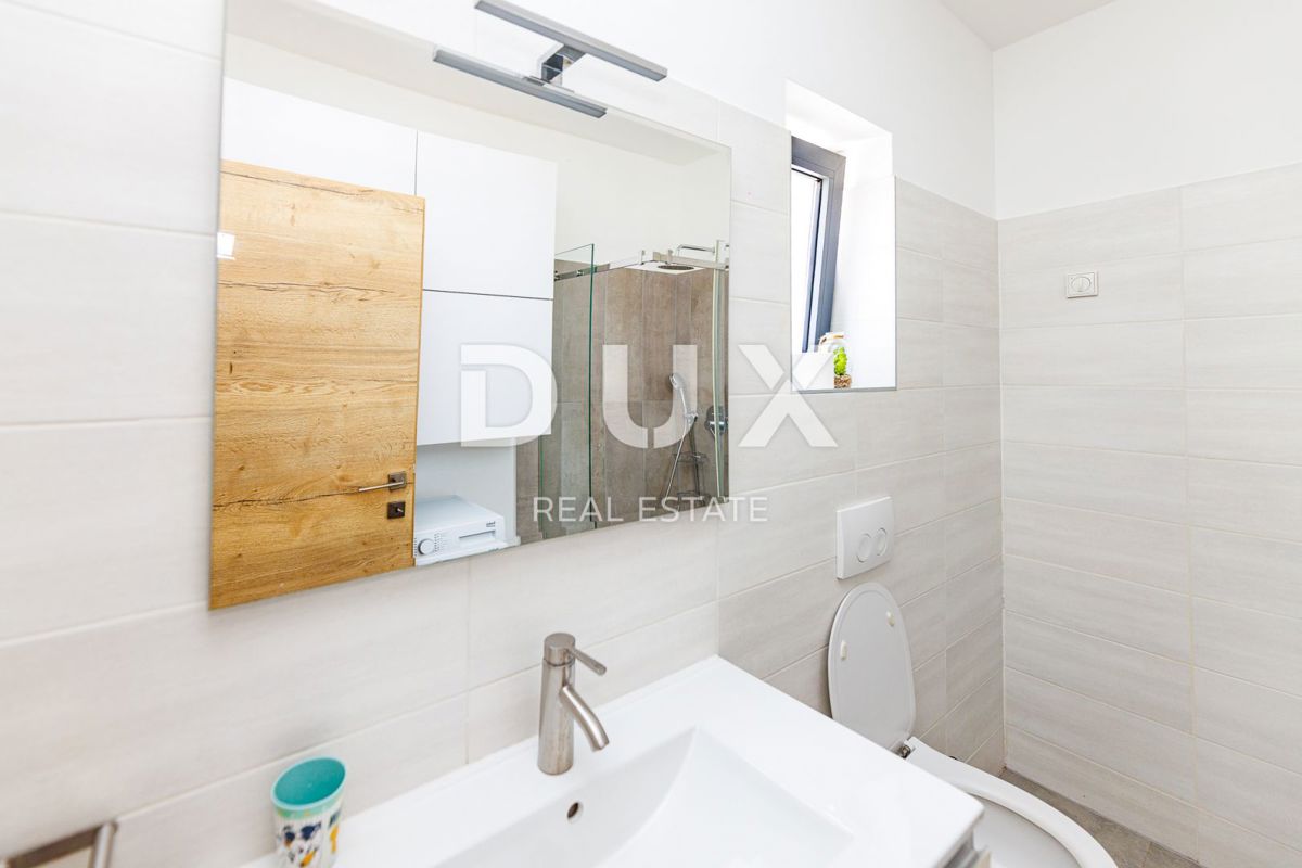 OPATIJA, BREGI - casa indipendente 180m2 con vista panoramica sul mare + giardino 600m2