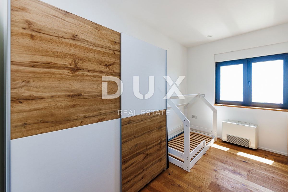 OPATIJA, BREGI - casa indipendente 180m2 con vista panoramica sul mare + giardino 600m2