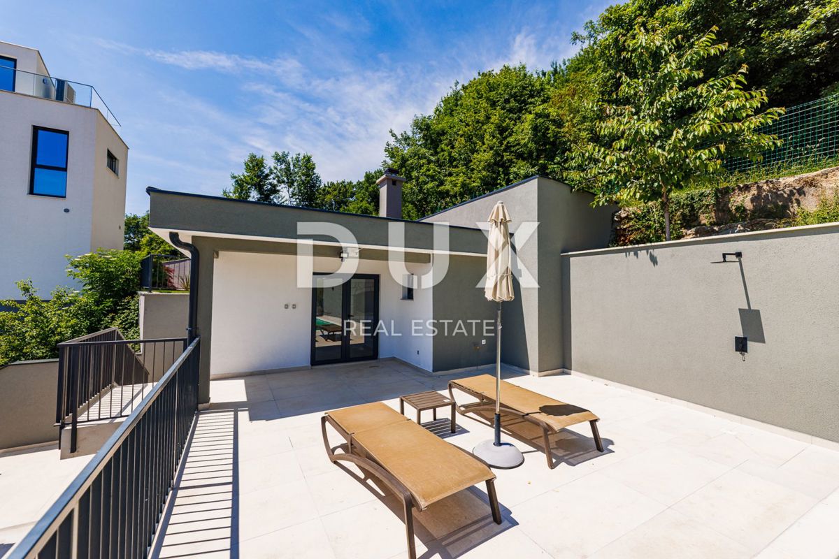 OPATIJA, BREGI - casa indipendente 180m2 con vista panoramica sul mare + giardino 600m2