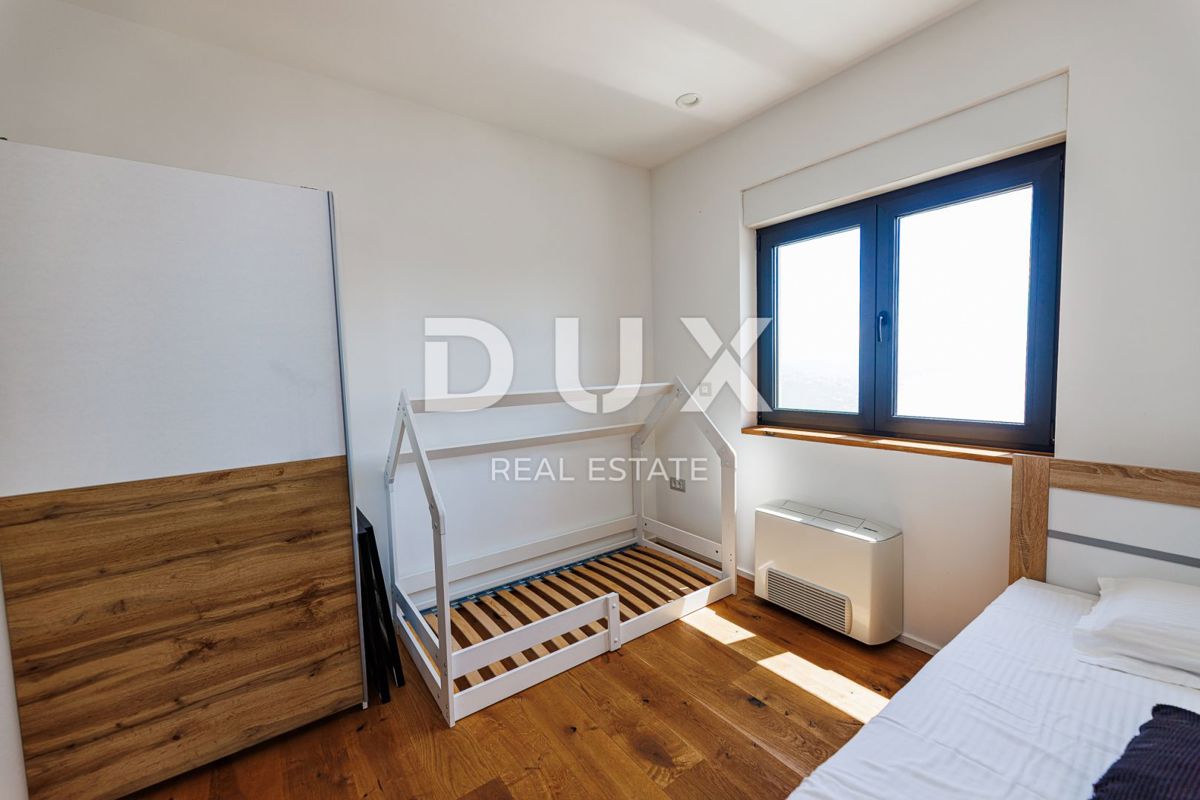 OPATIJA, BREGI - casa indipendente 180m2 con vista panoramica sul mare + giardino 600m2