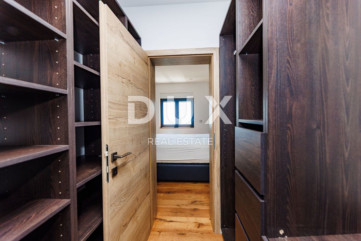 OPATIJA, BREGI - casa indipendente 180m2 con vista panoramica sul mare + giardino 600m2