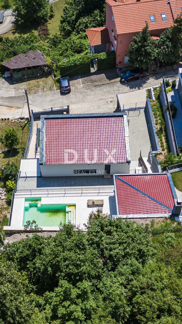 OPATIJA, BREGI - casa indipendente 180m2 con vista panoramica sul mare + giardino 600m2