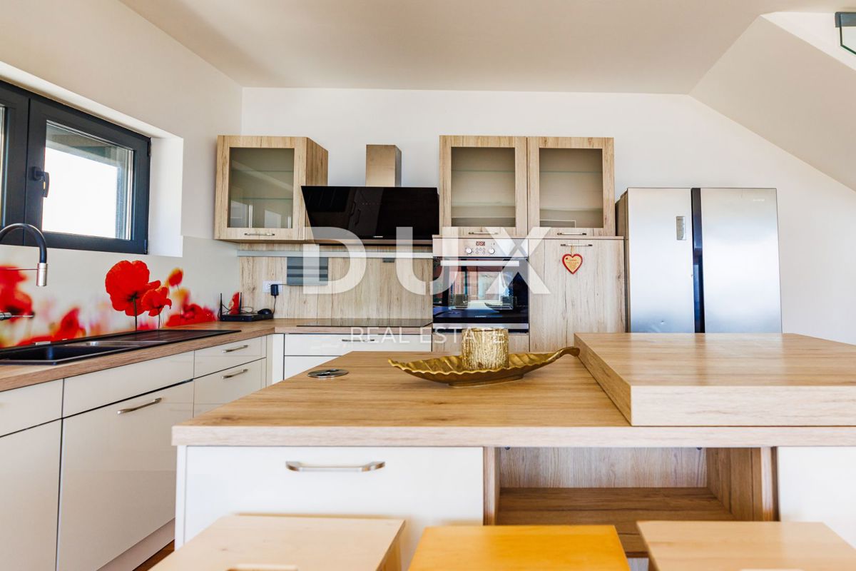 OPATIJA, BREGI - casa indipendente 180m2 con vista panoramica sul mare + giardino 600m2