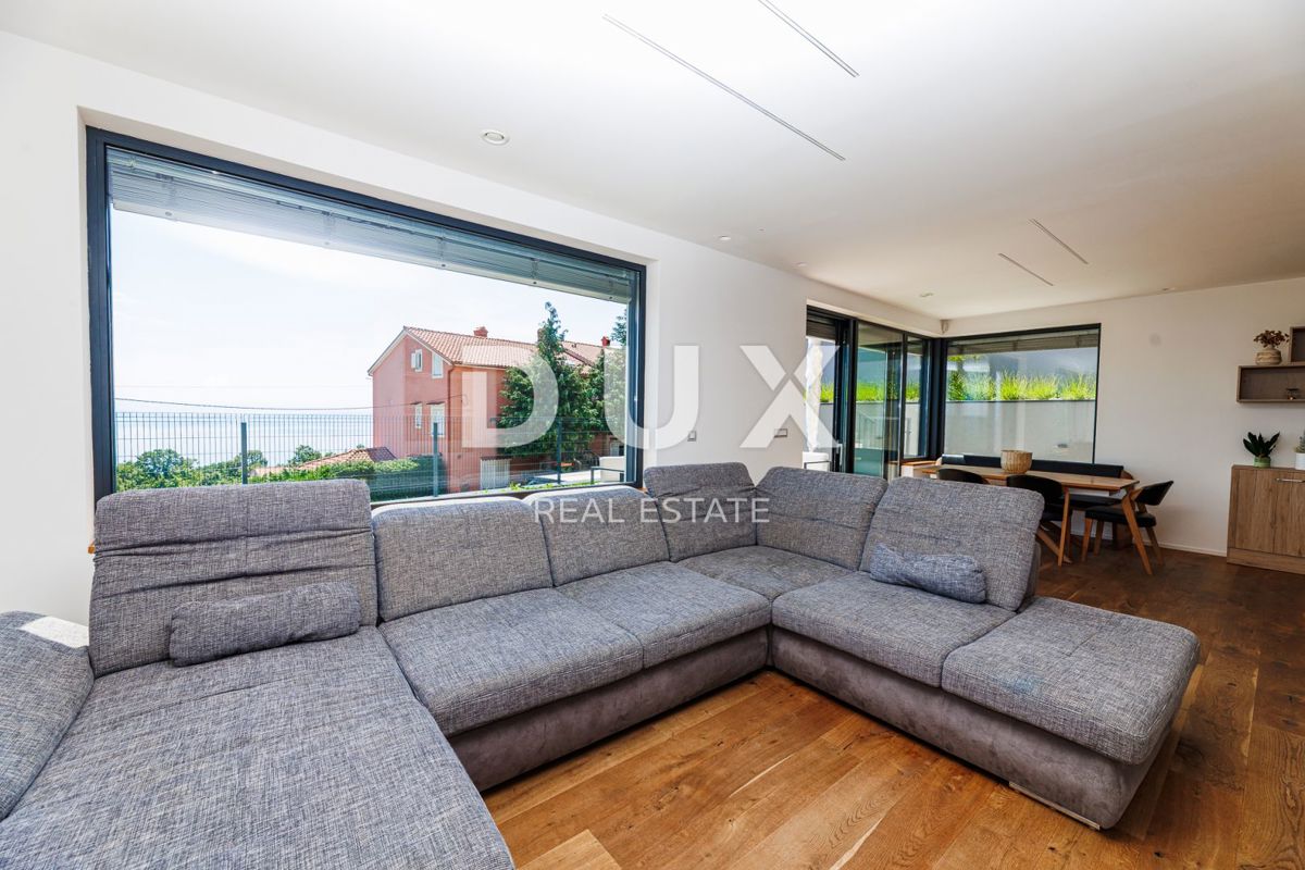 OPATIJA, BREGI - casa indipendente 180m2 con vista panoramica sul mare + giardino 600m2