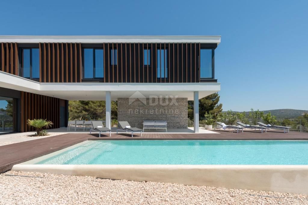 DALMAZIA PRIMOŠTEN Villa con piscina e vista mare