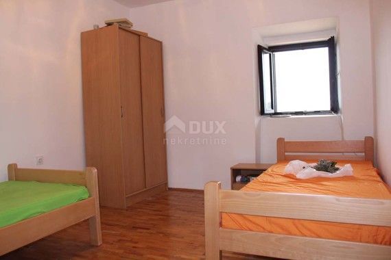 NOVI VINODOLSKI, BRIBIR - casa autoctona con vista sul mare