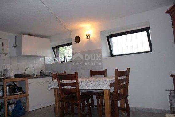 NOVI VINODOLSKI, BRIBIR - casa autoctona con vista sul mare