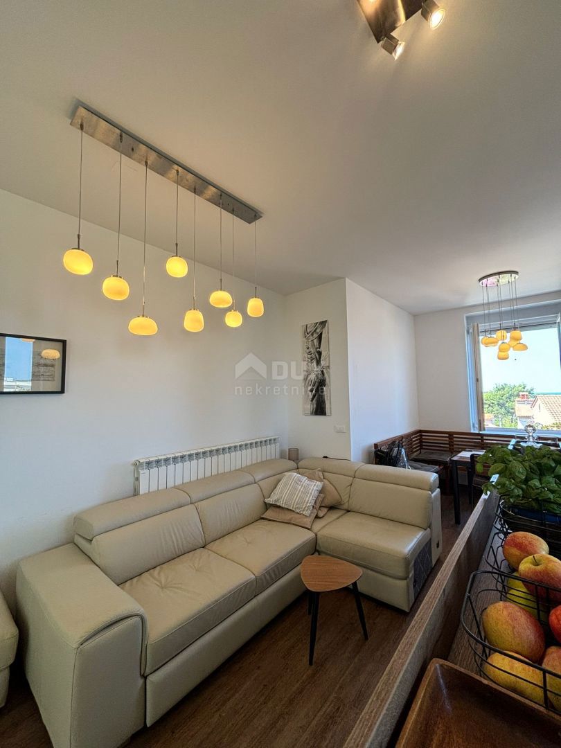 ISTRIA, PULA - Un gioiello unico a 200 metri dal mare in villa austro-ungarica con giardino!