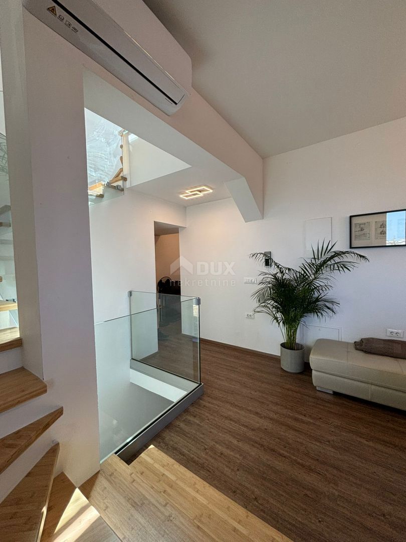 ISTRIA, PULA - Un gioiello unico a 200 metri dal mare in villa austro-ungarica con giardino!