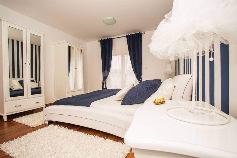 CRIKVENICA - casa di lusso con cinque appartamenti