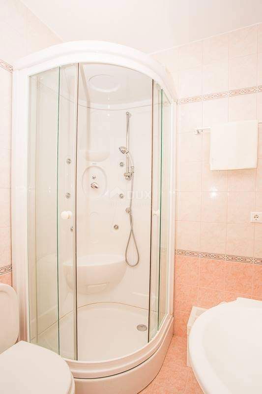 CRIKVENICA - casa di lusso con cinque appartamenti
