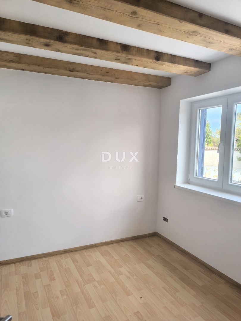 ISTRIA, JURŠIĆI - Casa a schiera in pietra con piscina + appartamento, CHIAVI IN MANO