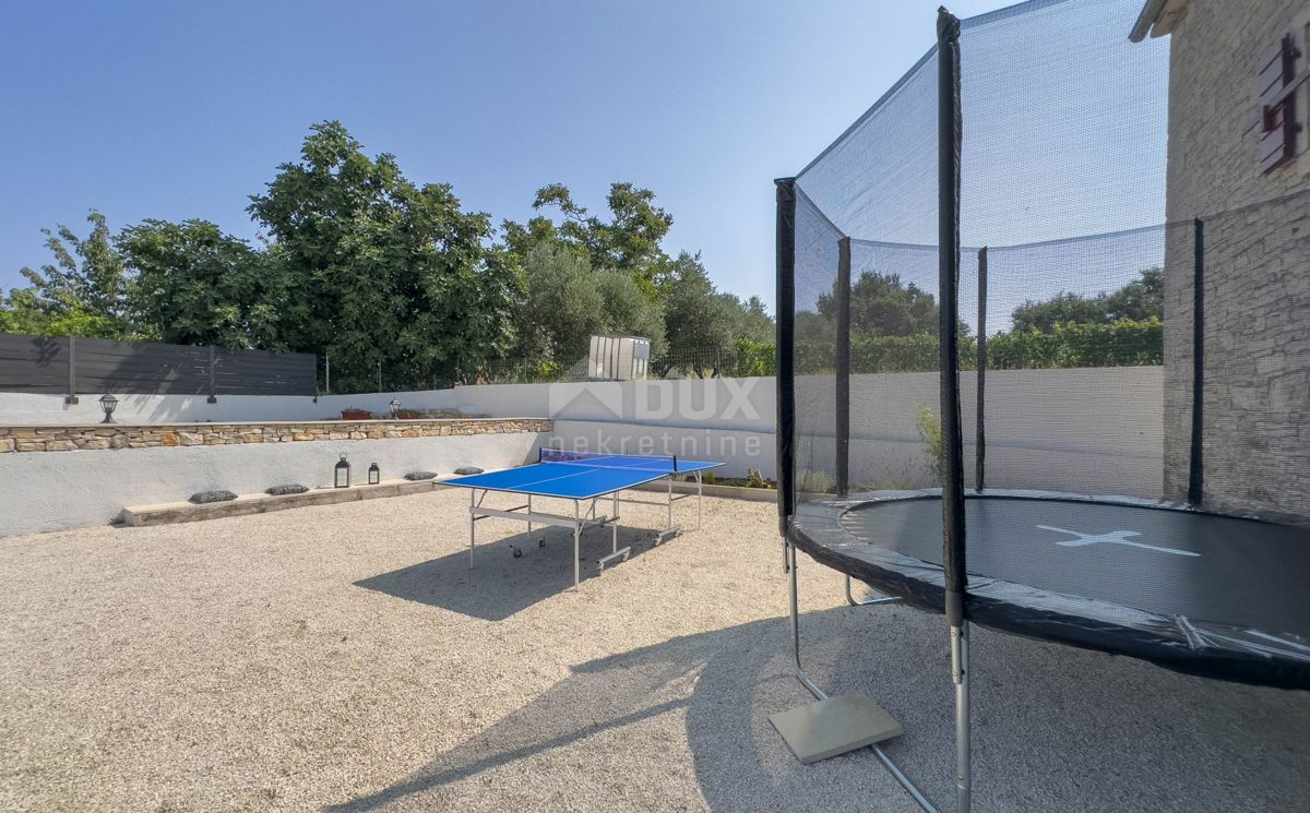 ISTRIA, SVETVINČENAT - Casa in pietra indigena ristrutturata con piscina