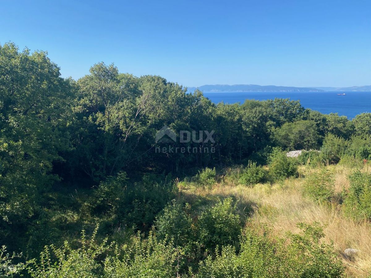 RIJEKA, KOSTRENA - terreno edificabile con vista mare 1.651 m2 per un edificio residenziale - appartamenti / appartamenti / casa familiare / villa! OPPORTUNITÀ!!!