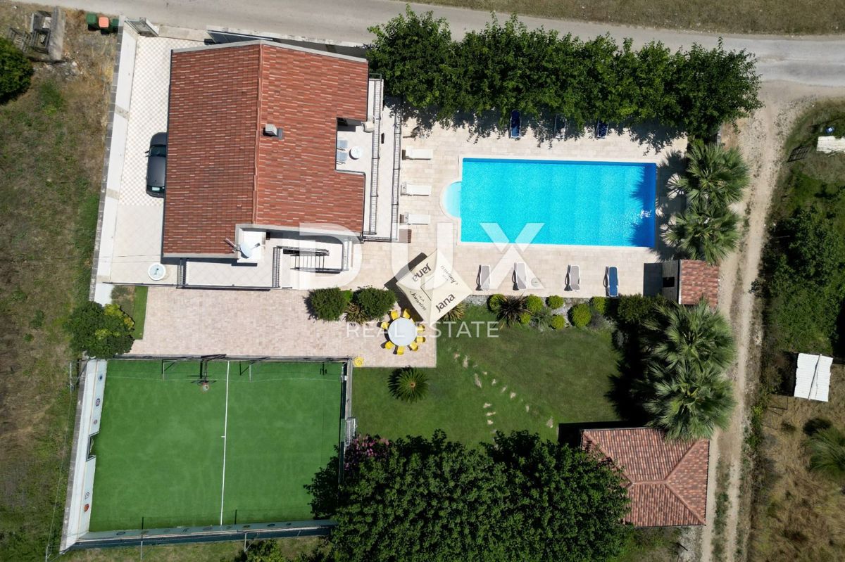 ZADAR, POLÍČNIK - Bellissima villa con piscina e parco giochi