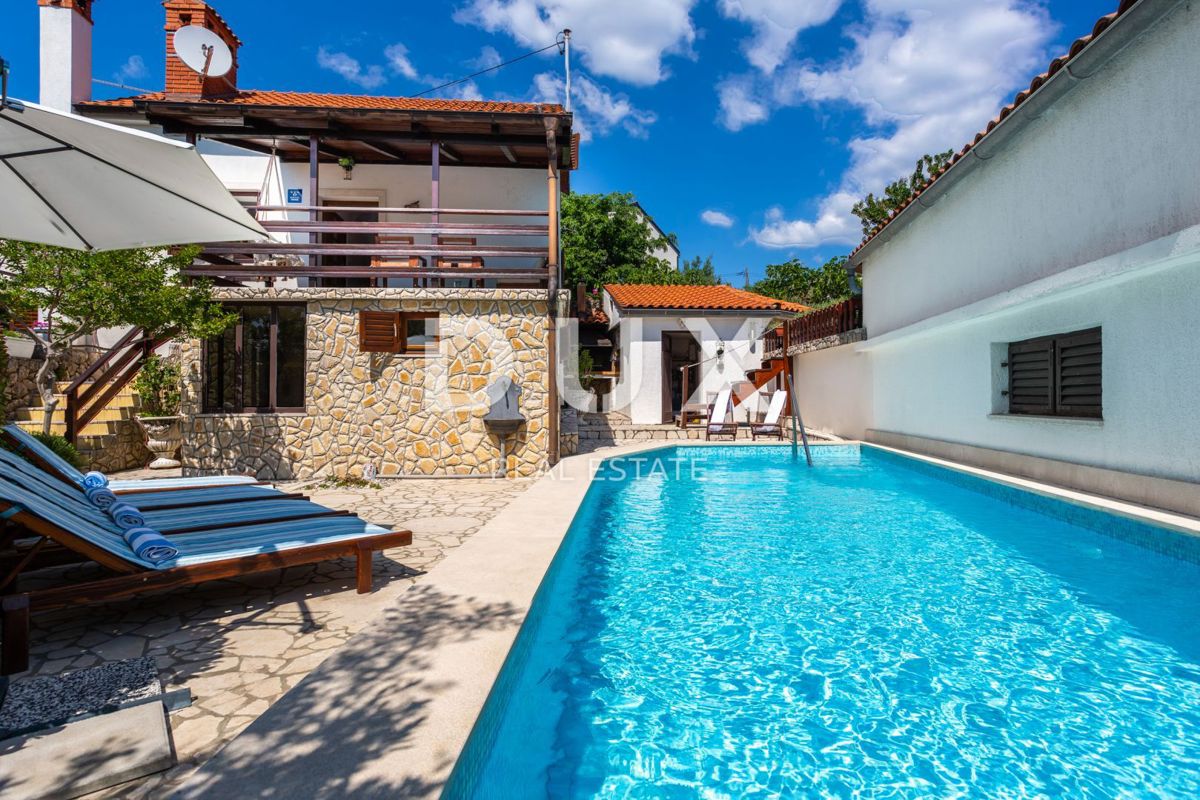 ISOLA DI KRK, VRBNIK (dintorni) - Casa con piscina e jacuzzi